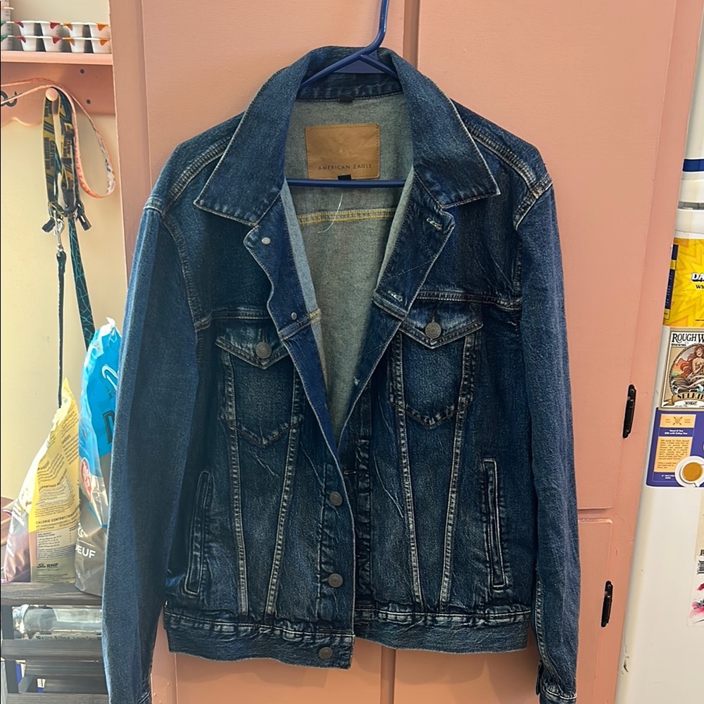 💕 American Eagle Outfitters Blue Denim Jacket